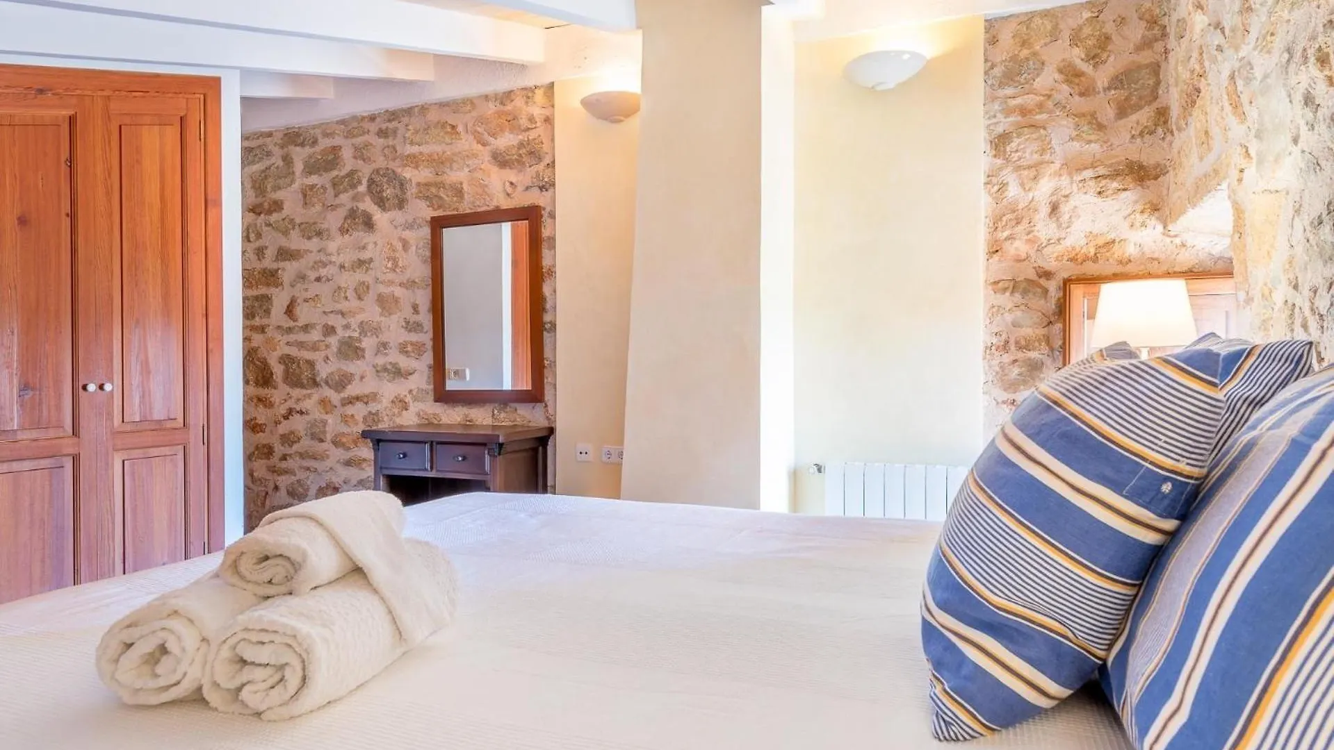 Ferienhaus Mit Privatpool Fuer 8 Personen Ca 350 Qm In San Lorenzo De Cardessar, Mallorca Suedostkueste Von Mallorca Sant Llorenc Des Cardassar Σπίτι διακοπών